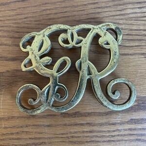 VTG Virginia Metalcrafters Solid Brass King George Trivet Williamsburg 1949
